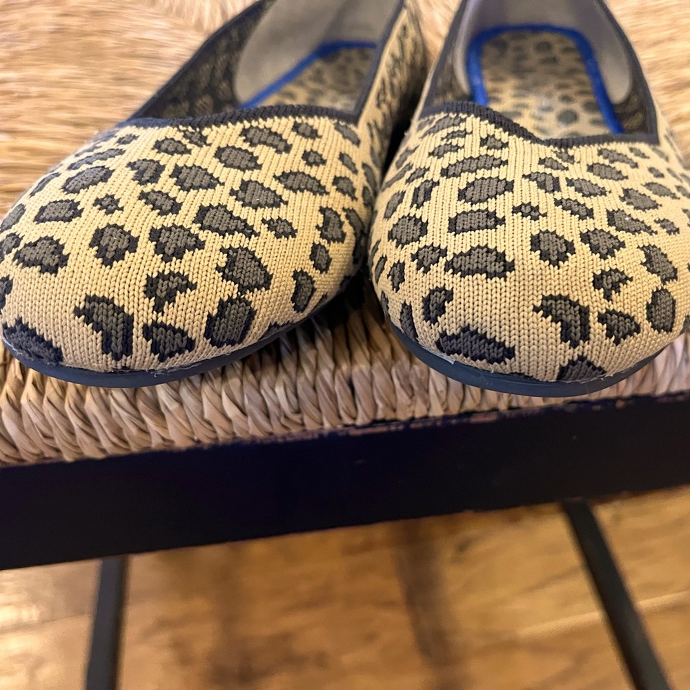 Rothy’s Leopard Print Women’s size 8 and 1/2 EUC